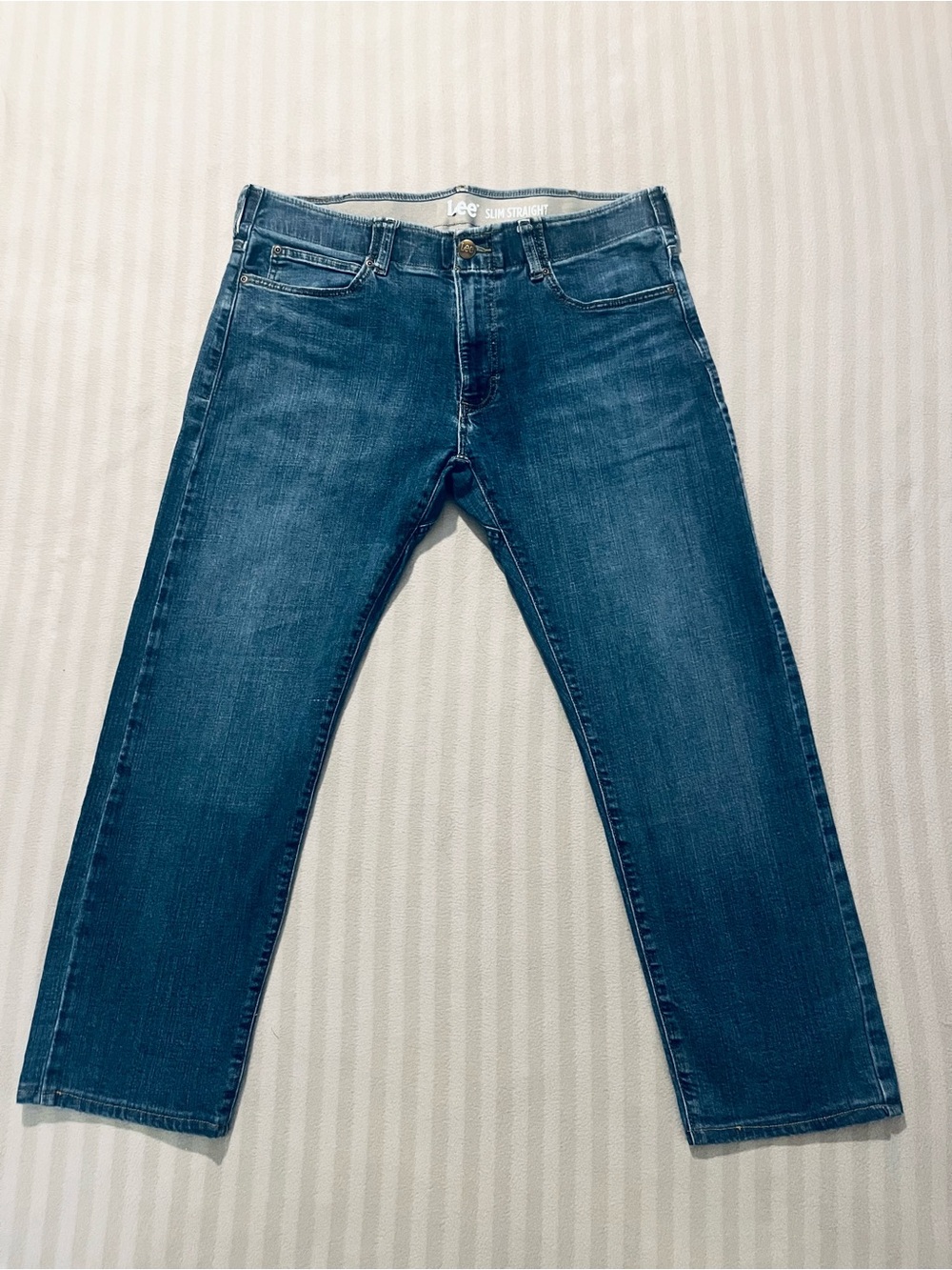 Lee Slim Straight Jean’s size 34/26 in Blue Denim
